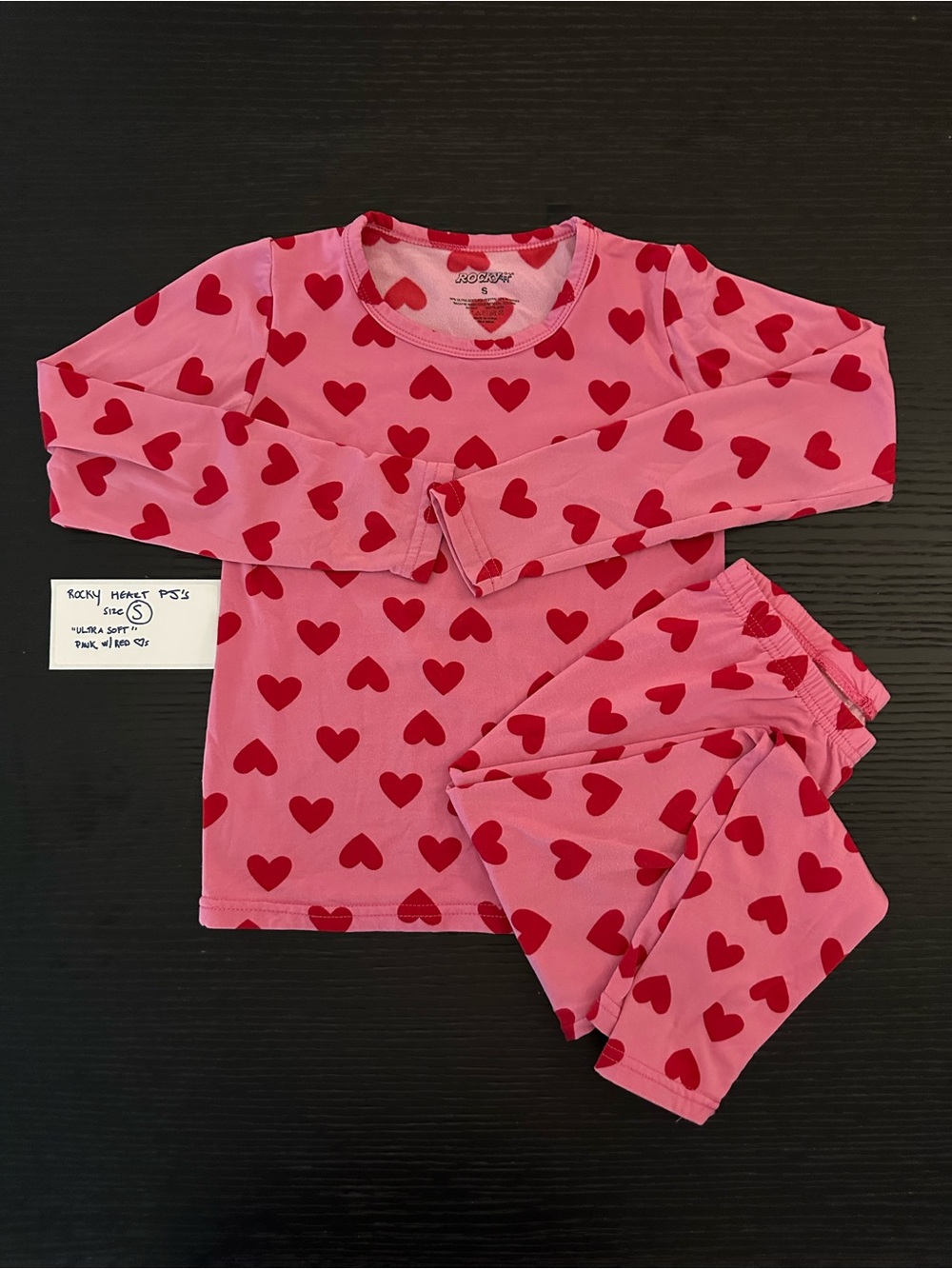 Joe Fresh Pink Pajama Set with Red Heart Print, Small Girls